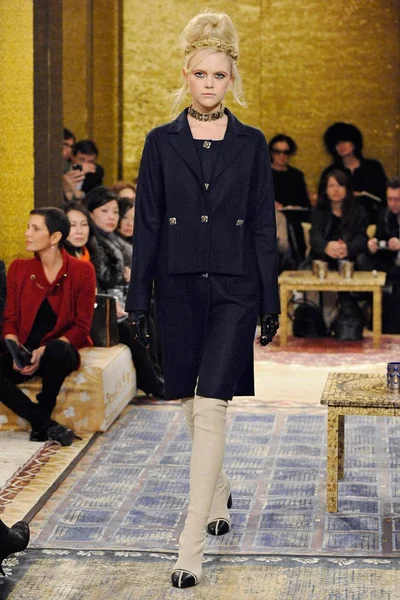 Look 5